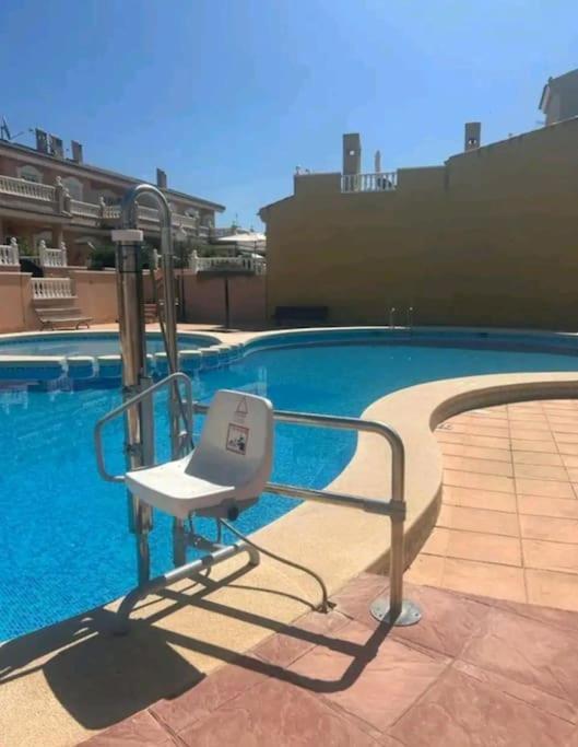 Bungalow Adaptado, Terraza Muy Grande Y Soleada. Gran Alacant Bagian luar foto