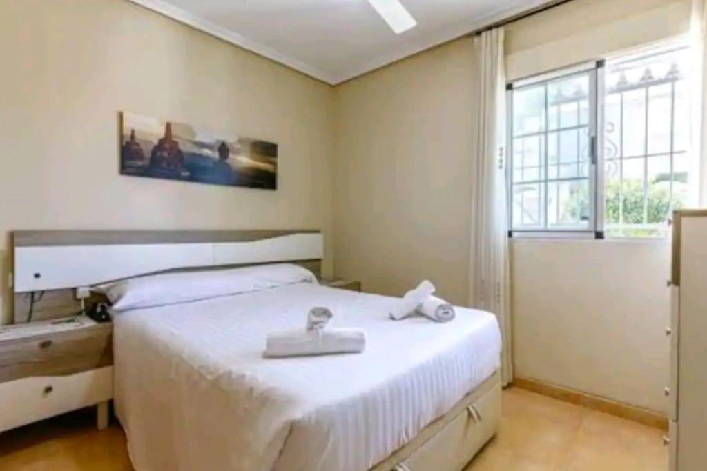 Bungalow Adaptado, Terraza Muy Grande Y Soleada. Gran Alacant Bagian luar foto