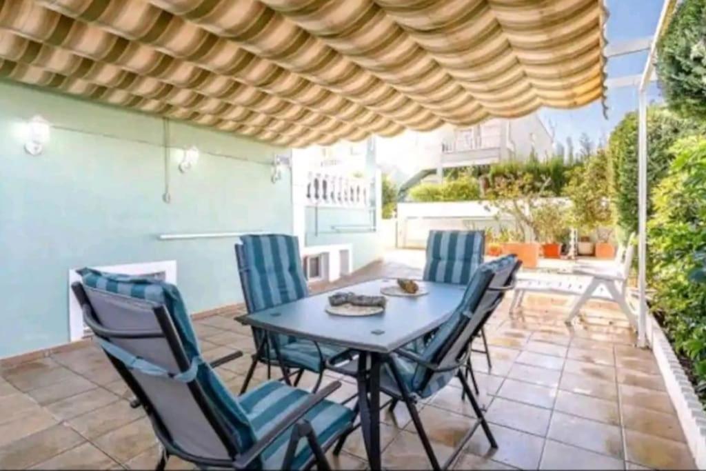 Bungalow Adaptado, Terraza Muy Grande Y Soleada. Gran Alacant Bagian luar foto